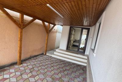 Casă cu Teren 289 Mp în Central
