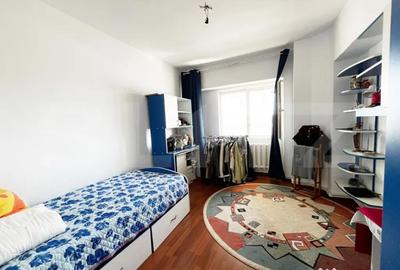 Apartament cu 4 camere decomandat, mobilat în Cug - 14