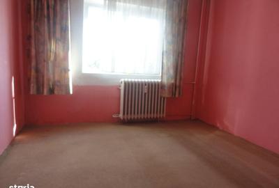Apartament cu 3 camere în Micălaca