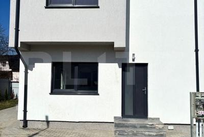 Casă cu 4 camere cu Teren 200 Mp în Central - 1
