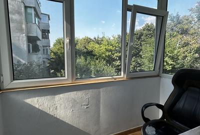 Apartament cu 3 camere decomandat în Narcisa - 4