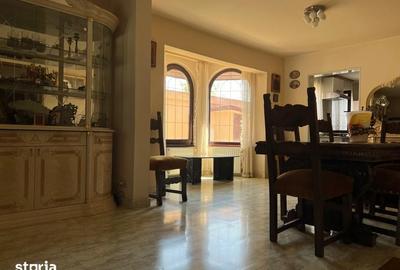 Casă cu 5 camere cu Teren 1000 Mp în Central - 8
