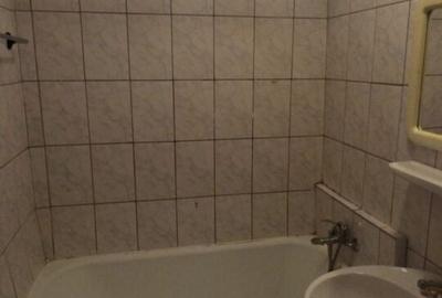 Titan - Costin Georgian Garsoniera - 8