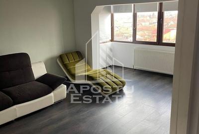 Apartament cu 2 camere decomandat, mobilat în Freidorf - 4