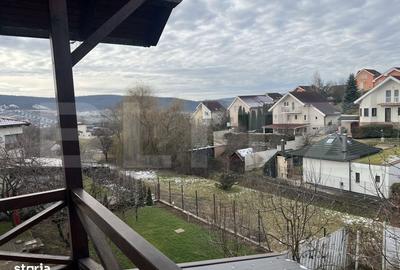 Casă cu 3 camere cu Teren 250 Mp în Livezeni