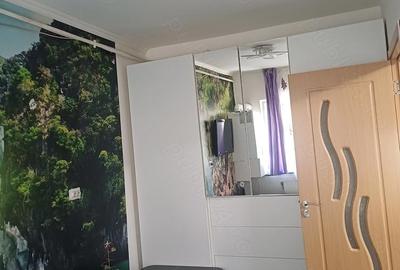 Apartament cu 2 camere decomandat în Florești