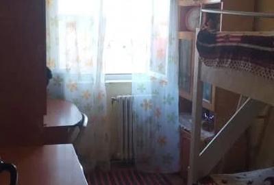Apartament cu 3 camere decomandat în Micro 16 - 5