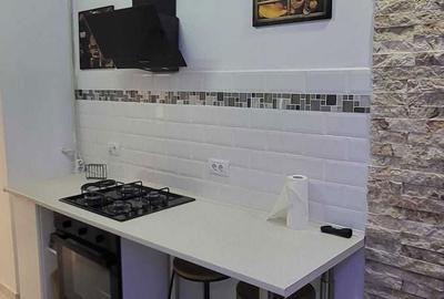 Garsonieră decomandată în Central - 6