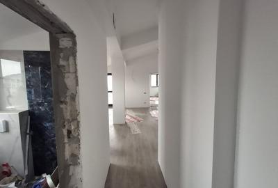 Mansarda tip Loft | 5 camere | decomandat | Metrou Gorjului - 5