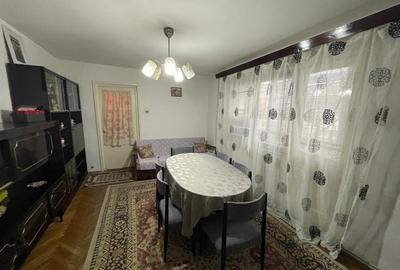 Apartament cu 2 camere in zona cu servicii, Resita, Caras Serverin - 5