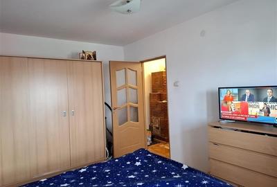 Apartament 3 camere, et 3, CT, balcon mare, doua bai - 9