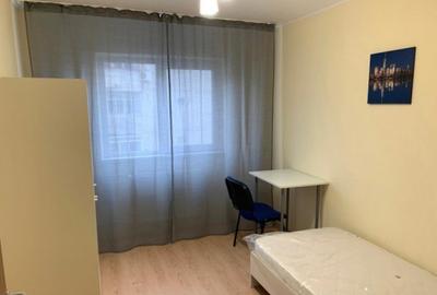 Apartament cu 3 camere decomandat în Tineretului - 3