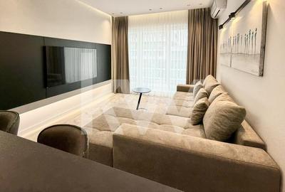 Apartament cu 3 camere decomandat, mobilat în Tractorul - 9