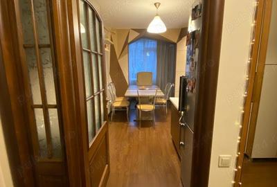 Vand apartament 3 camere decomandat, Democra?iei, Value Centre - 4