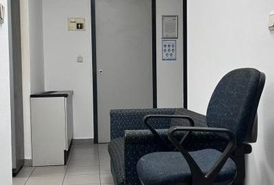 Spatiu Comercial zona Centrul Civic - cod 5940 - 8