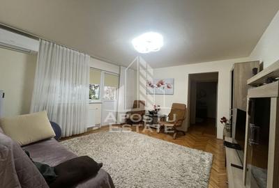 Apartament cu 3 camere, 2 bai,etajul 1, centrala ,renovat,Dambovita - 1