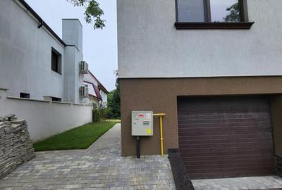 Apartament cu 3 camere, mobilat în Copou - 1