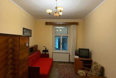 Apartament cu 2 camere decomandat în Central - 2