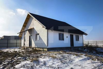 Casă cu 3 camere cu Teren 500 Mp în Central - 3