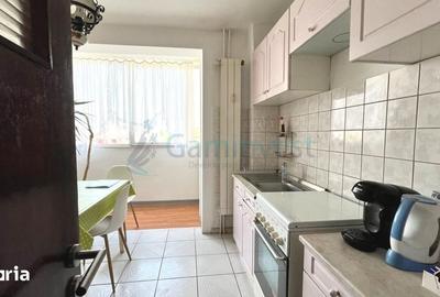 Apartament cu 4 camere în Rogerius