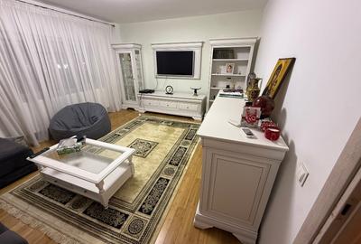 Apartament cu 3 camere decomandat, mobilat în Vitan Mall - 2