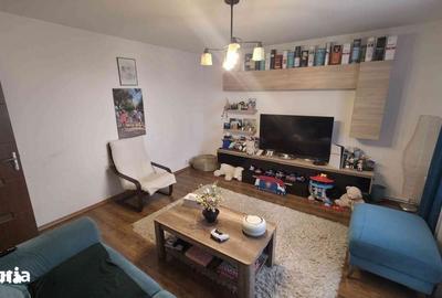 Apartament cu 3 camere decomandat în 7 Noiembrie - 1