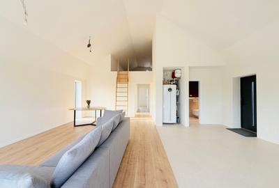 Casă cu 4 camere cu Piscina în Mogoșoaia - 9