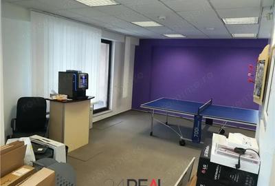 Spațiu comercial, în Polonă - 2