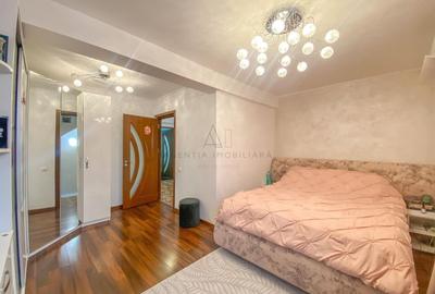 Casă cu 4 camere cu Canalizare în Central - 9