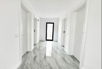 Casă cu 4 camere în Central - 1