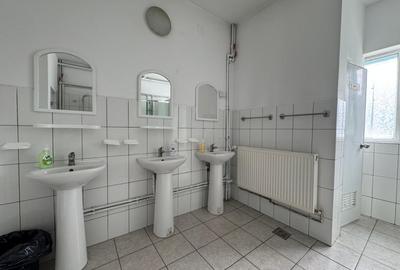 Apartament cu 24 camere decomandat, mobilat în Carierei - 12