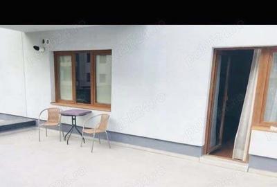 Inchiriez apartament - 2