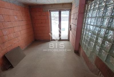 Casă individuală cu 5 camere cu Canalizare în Exterior Sud - 9