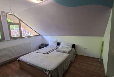 Casă cu 4 camere cu Teren 1600 Mp în Central - 5