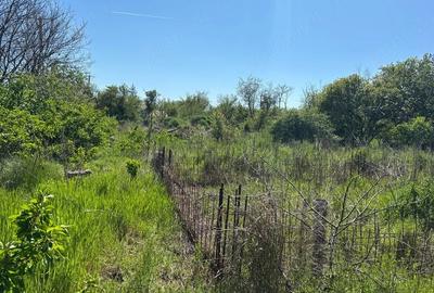 Teren de 2000 mp, în Văcăreasca - 2
