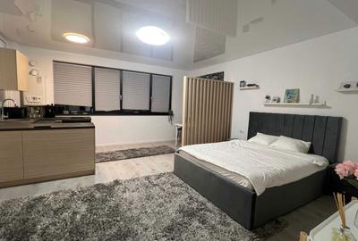 Garsonieră decomandată în Central - 2