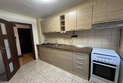 Apartament  2 camere - decomandat - mobilat - utilat - 7