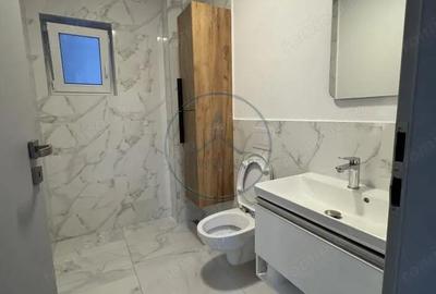 Spațiu comercial, de 47 mp, în Central - 2