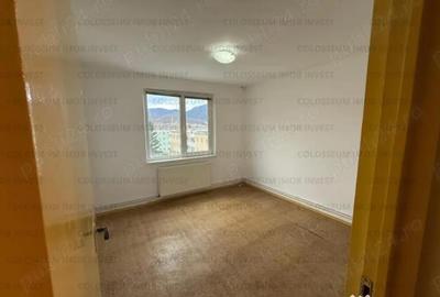 Apartament cu 2 camere decomandat în Calea București - 10
