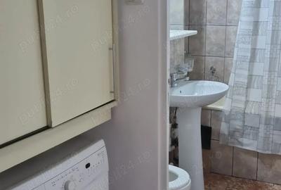 Apartament cu 2 camere decomandat în Nicolina