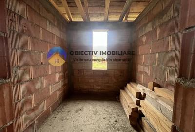 Casă individuală cu 4 camere cu Teren 789 Mp în Vest - 11