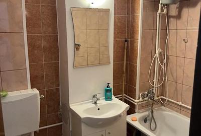 Garsonieră decomandată în Schela - 2