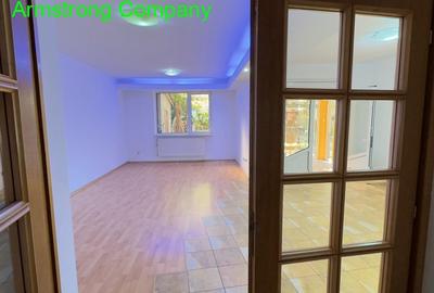 Vila spatioasa ,locatie centrala - ideal birouri,  exclusiv - 12