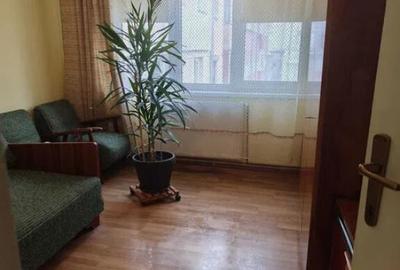 Apartament cu 3 camere semidecomandat în Ultracentral - 1