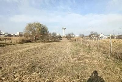 Teren de 2057 mp, în Central - 1