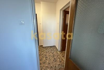 2 Camere | Renovat| Toate mijloacele de transport | Etaj Intermediar - 3