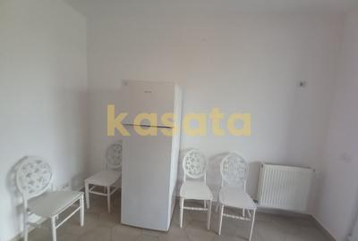 Casă cu Teren 250 Mp în Central - 1