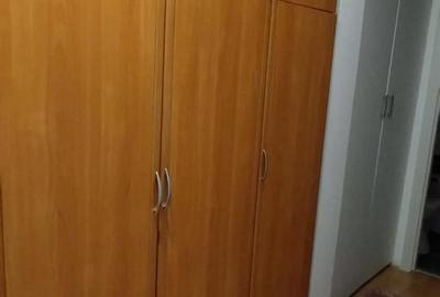 Apartament cu 3 camere decomandat, mobilat în Iancului