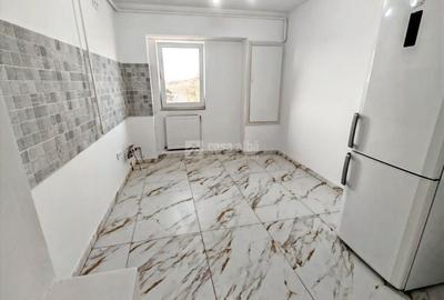 Pacurari - Kaufland, 3 camere renovat complet, 3 balcoane, 2 bai - 2