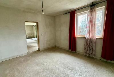 Casă individuală cu 5 camere cu Canalizare în Chișoda - 3